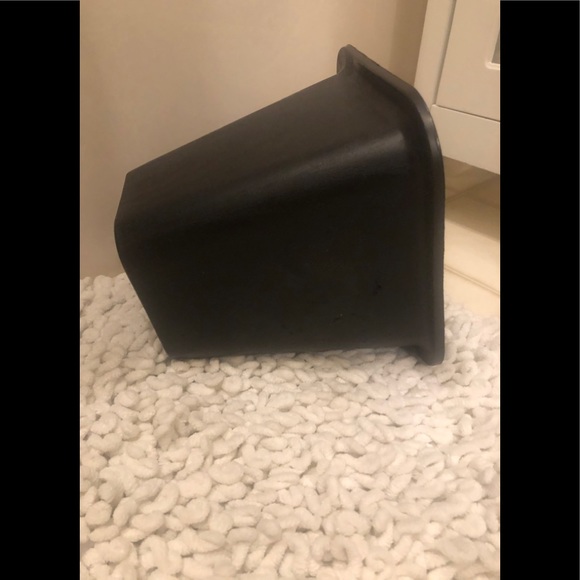 Bed risers - Picture 3 of 3